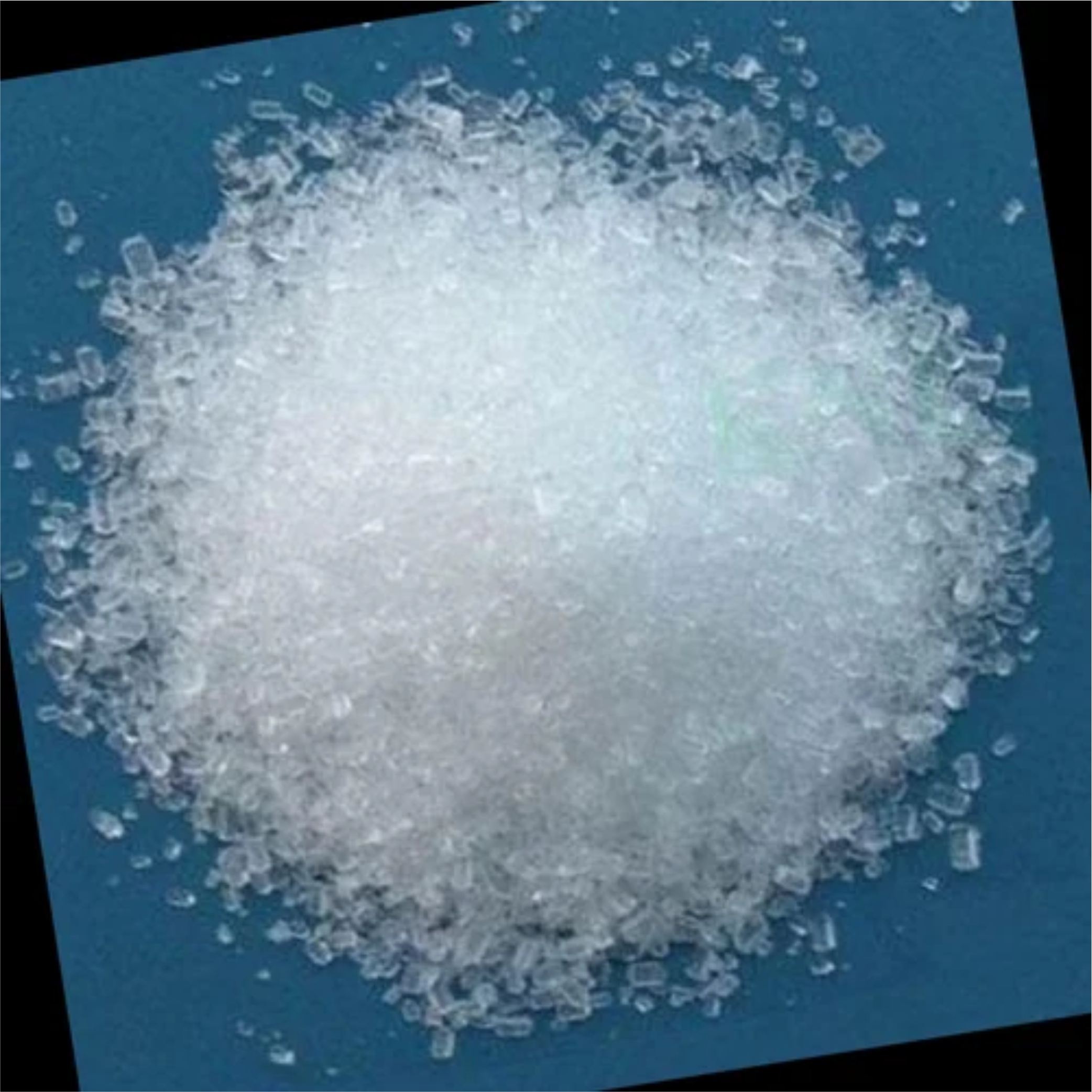 Calcium Nitrate - 98% Purity Powder, Ph Level 3.5, Poisonous, Ideal For Fertilization And Wastewater Applications