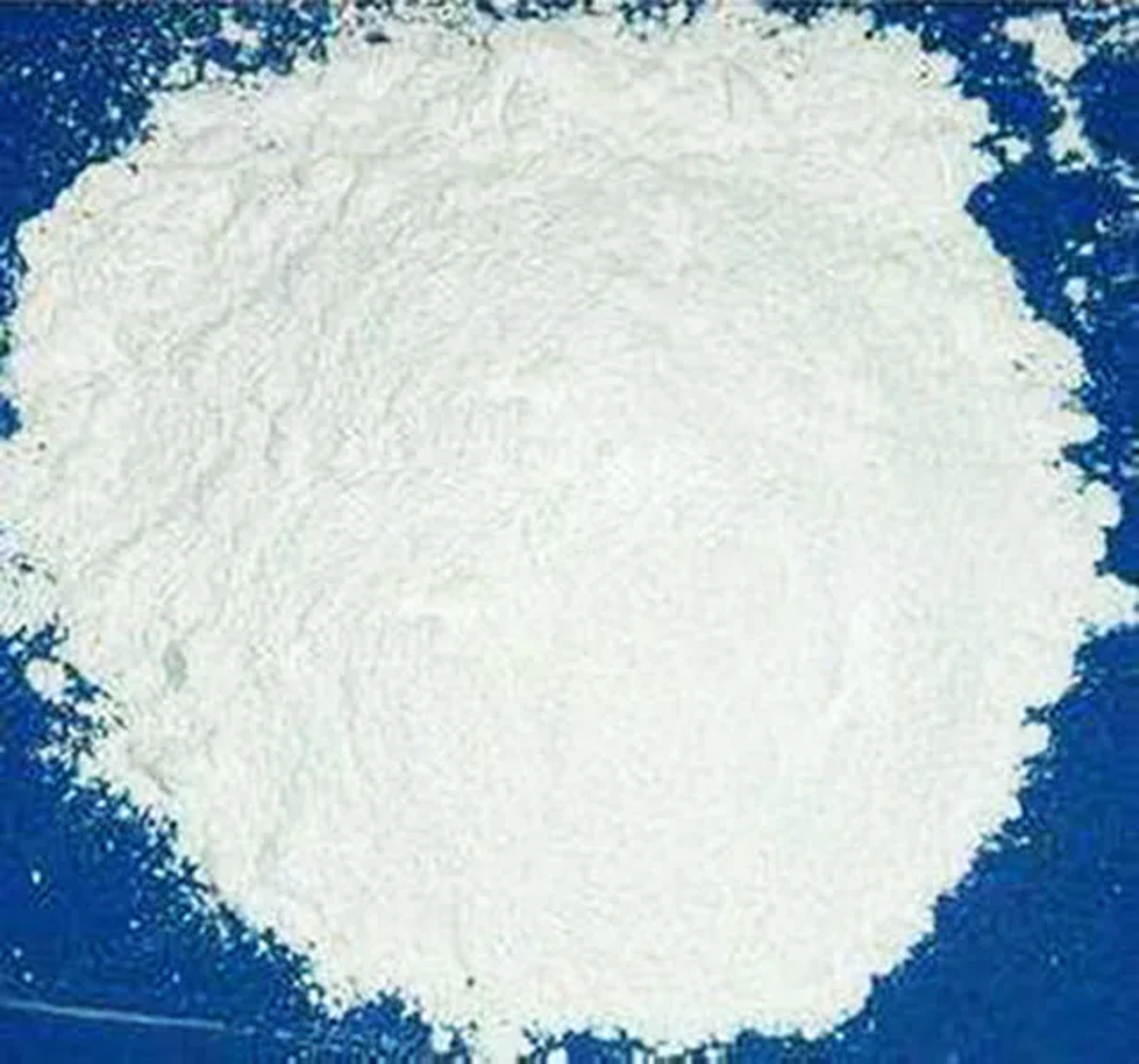 White Zinc Fluoride - 98% Purity, Powder Form, Ph 3.8 | High Density 4.84 G/cm3, Ideal For Ceramics And Glass Production