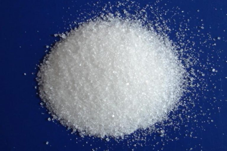 Ammonium Sulphate - 97% Pure Powder | Industrial-grade Fertilizer For Alkaline Soils, Low Ph Level Of 3.0, Water Soluble, Poisonous Handling Required