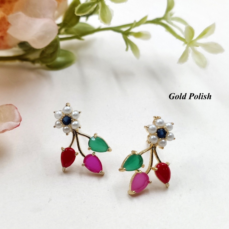 Leafy Style Shiny American Diamond Earring - Zircon, Copper Alloy, White Polish | Elegant Design For Women, Perfect For Weddings, Parties, And Engagements