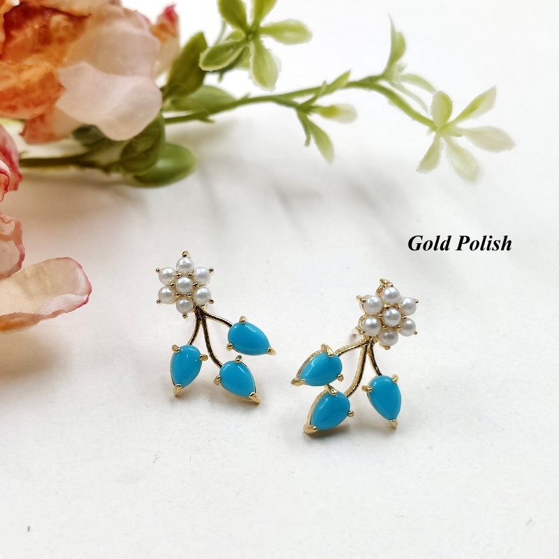 Leafy Style Shiny American Diamond Earring - Zircon, Copper Alloy, White Polish | Elegant Design For Women, Perfect For Weddings, Parties, And Engagements