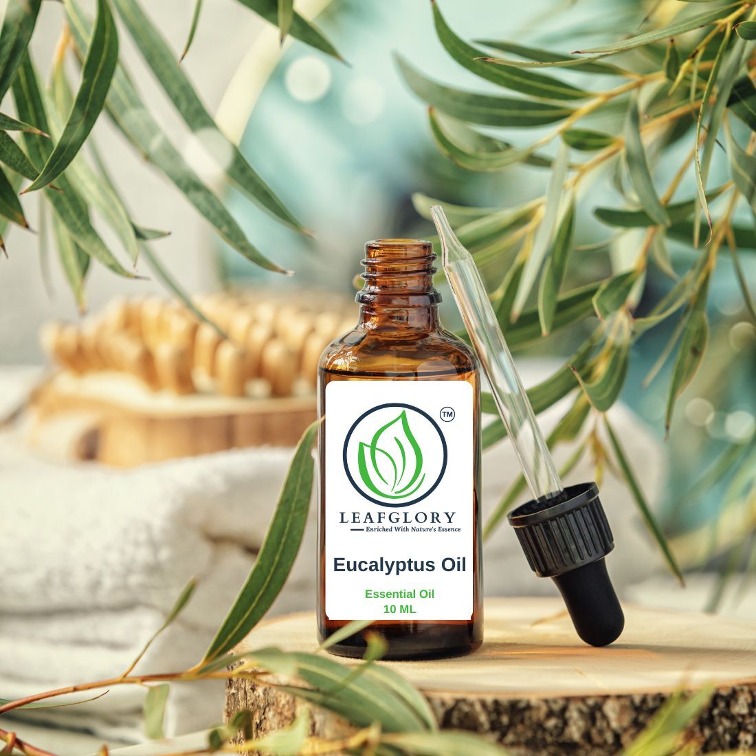 Eucalyptus Oil - Herbal Extract, 1 Kilogram | Strong, Camphorous Aroma, Purity 80-99%, Suitable For All Ages, Ideal For Aromatherapy And Relaxation