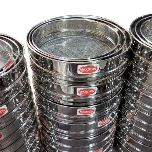 Ss Flour Strainer - Color: Different Available