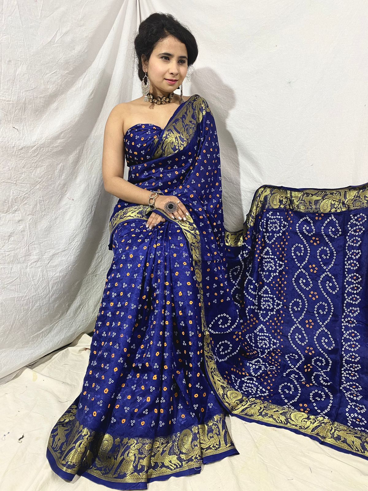 Banbhani Saree - Color: Varied