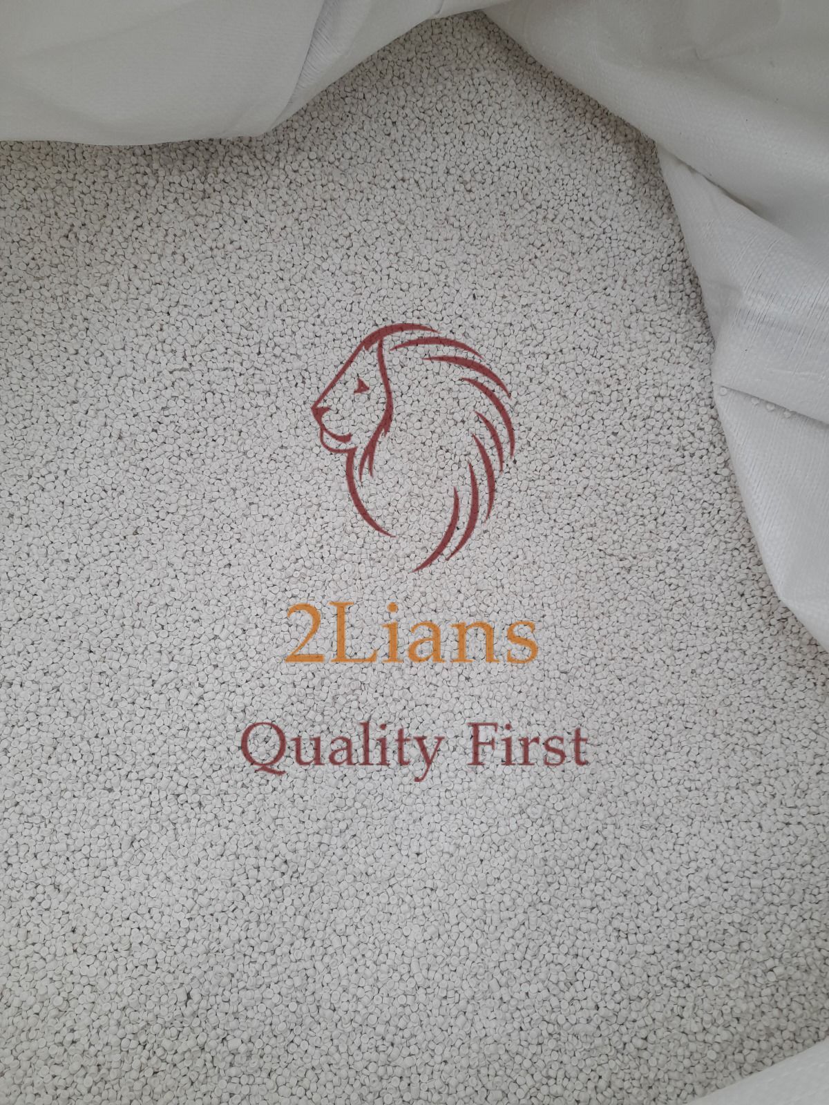 Hdpe Repro Pellets White - Hdpe Material, Pellet Grade, Color: White | Ideal For Recycling And Durable Manufacturing Applications