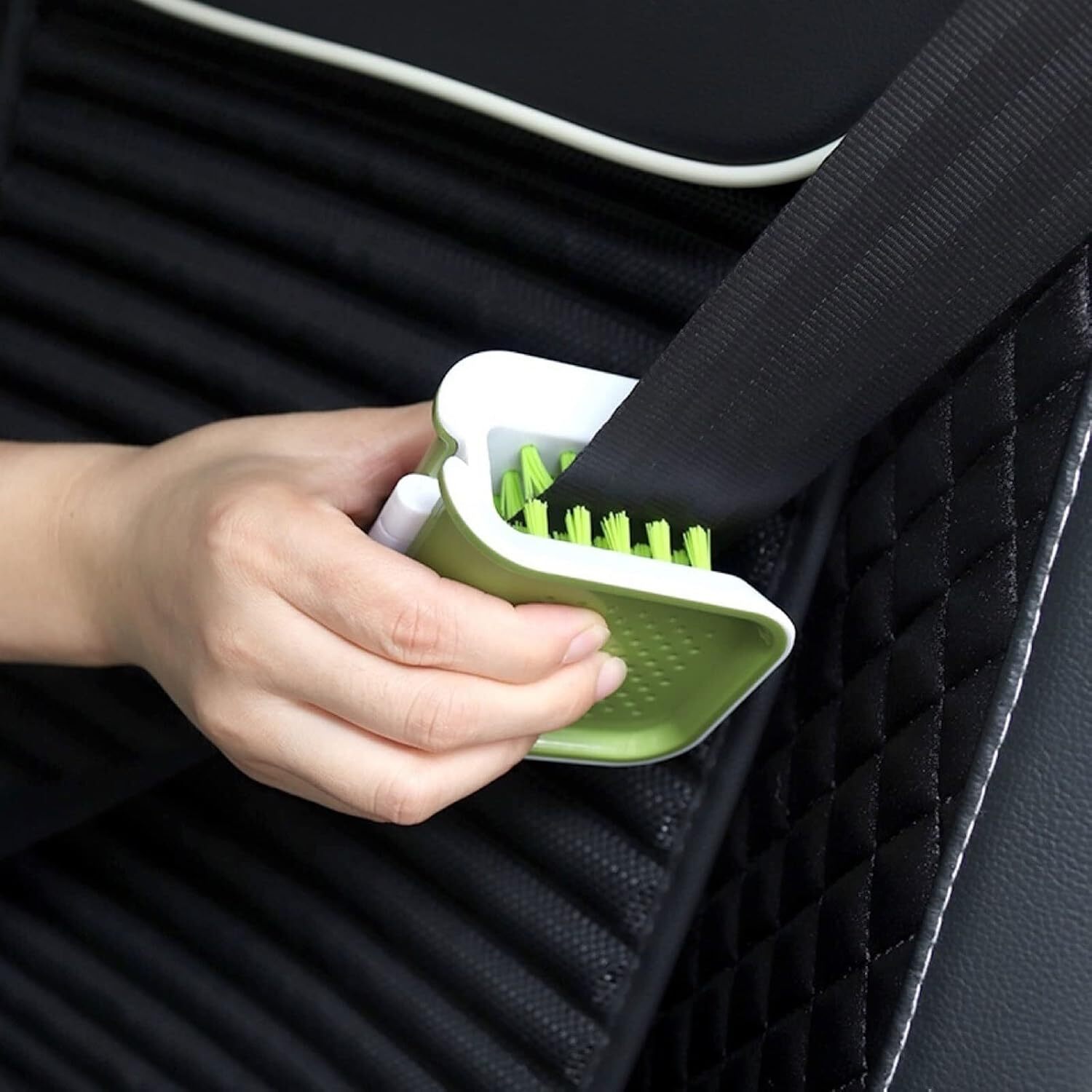 Blade Cleaning Brush - Plastic Material | Dense Soft Bristles, Double-sided U-shaped Design For Effective Car Interior And Seat Belt Cleaning