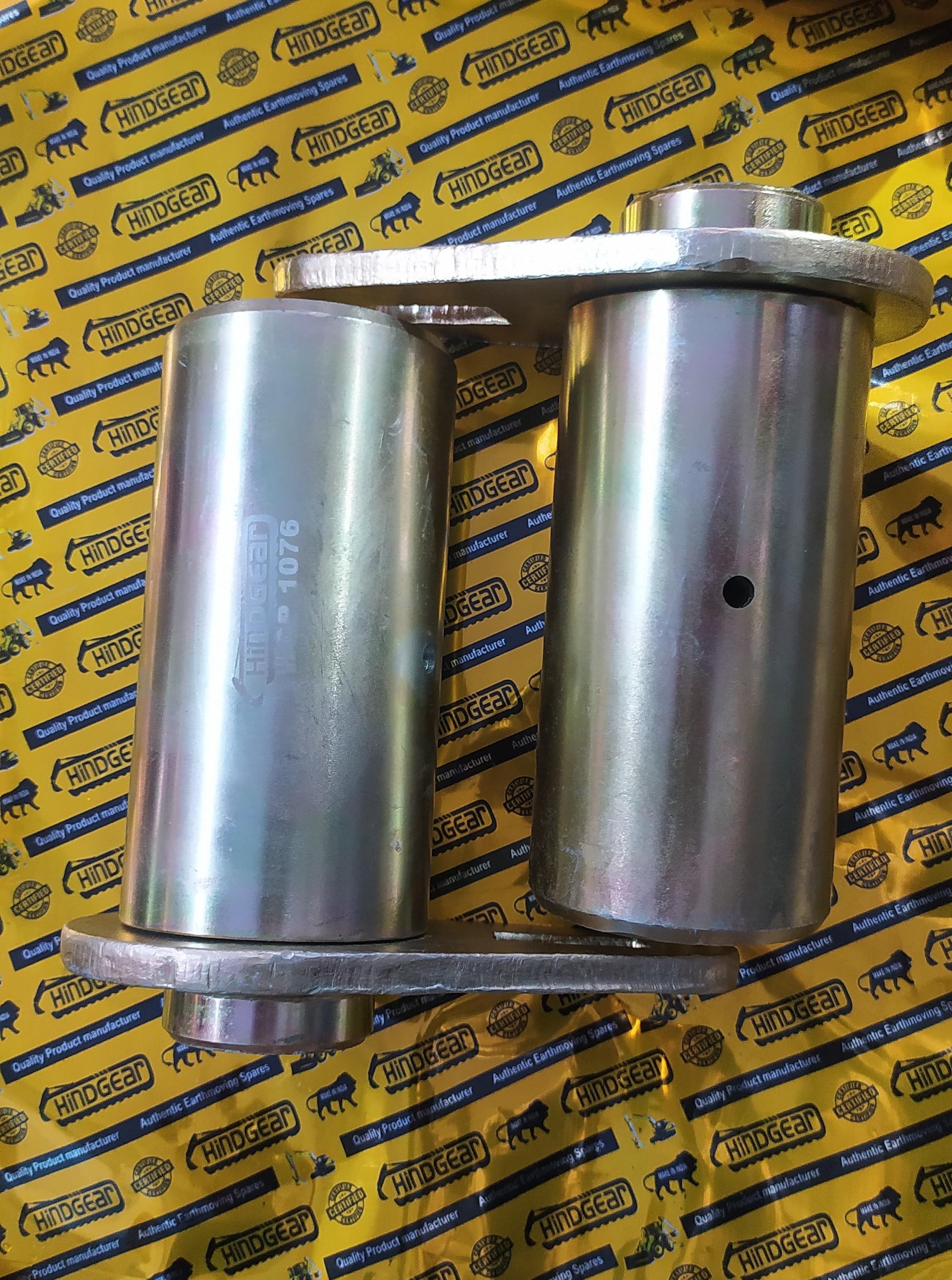 Loader Pin 1076 L&t - Color: Silver