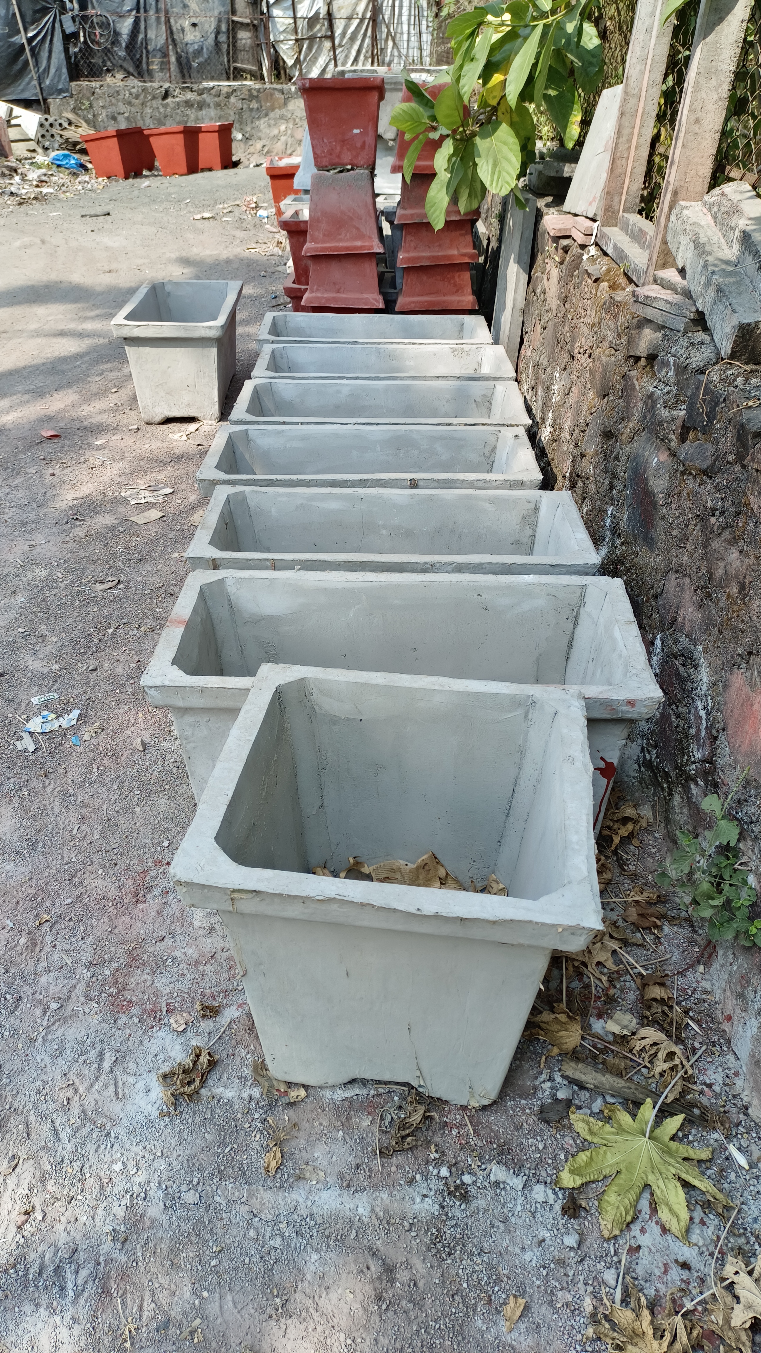Grey Rcc Flower Pot - Rcc Material, Plain Finish, Grey Color | Ideal For Garden Decoration And Plant Display