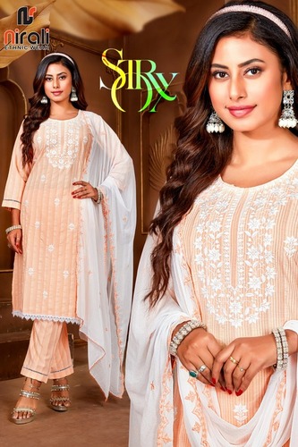 3 पीस कुर्ती पैंट