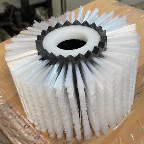 Gear Ended Segment Brush - Size: 3-5 Inch