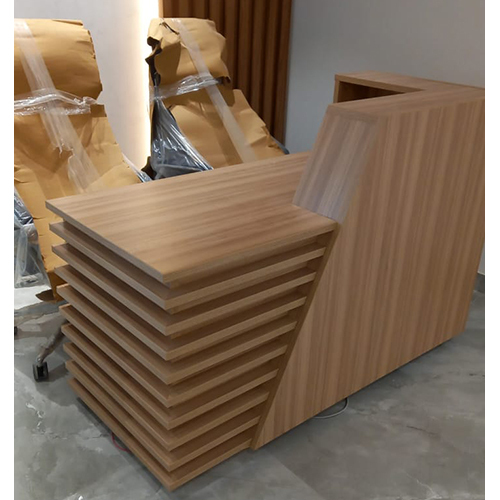 Wooden Reception Table - High-quality Wood, Standard Design, Brown Color | Moisture-proof, Easy To Clean, Polished Finish, Smooth Texture