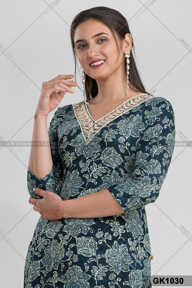 Cotton V Neck Kurti With Stone Works (Gk1030) - Color: Single