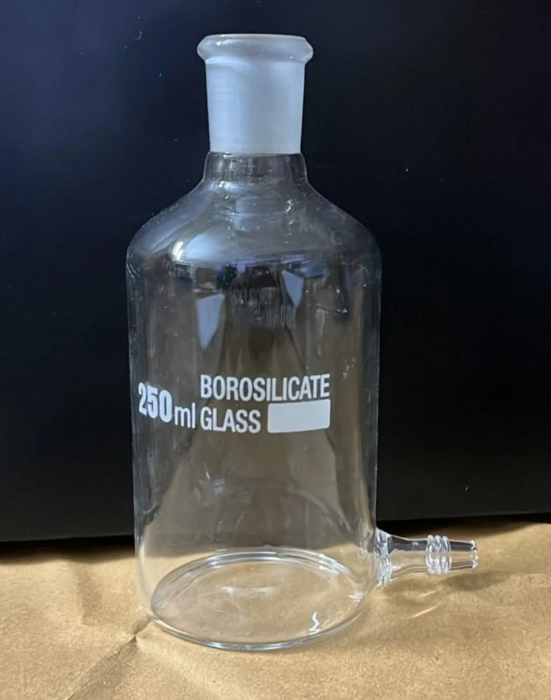 Aspirator Bottle - Glass Material, 1000 ml Capacity | Ideal for Lab and Industrial Applications, Vacuum Filtration Compatible, Warranty Included