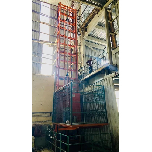 Automatic Goods Lift - Material: Steel