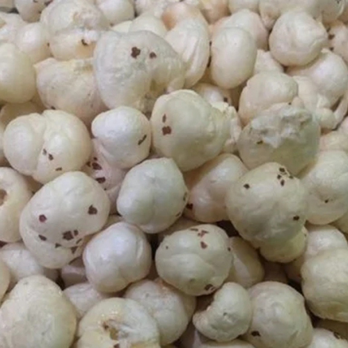 सफेद मखाना