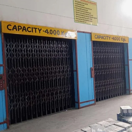 माइल्ड स्टील काउंटर वेट फ्रेट एलिवेटर