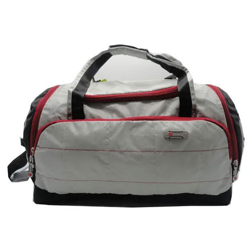 Travelling Bag - Color: Black And Red