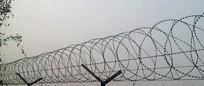 Concertina wire